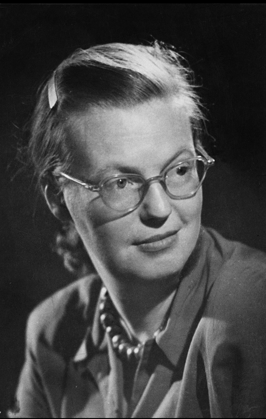 black and white photo of American author Shirley Jackson